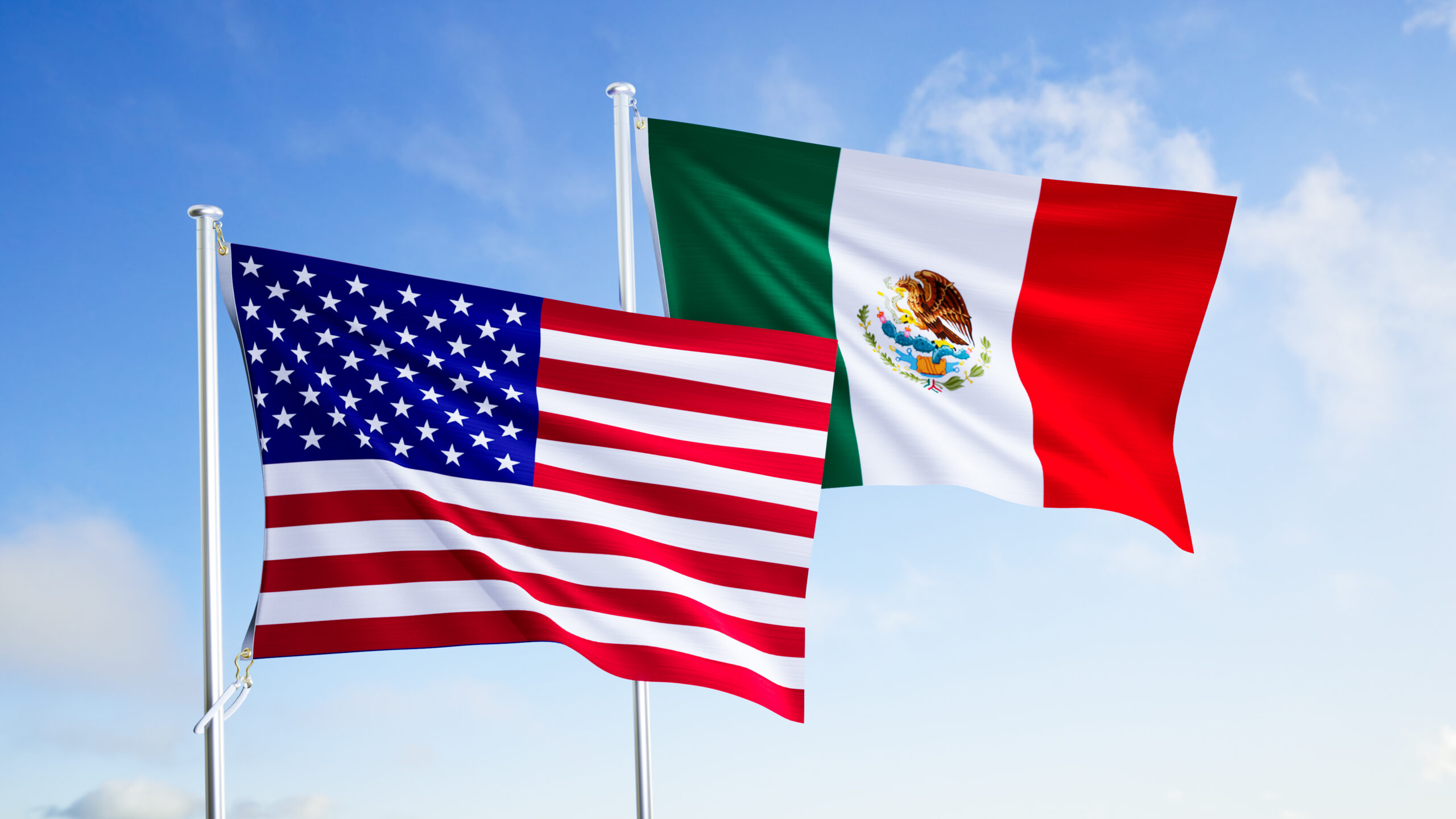 An image showing the flags of the USA and Mexico to depict dual language commentary